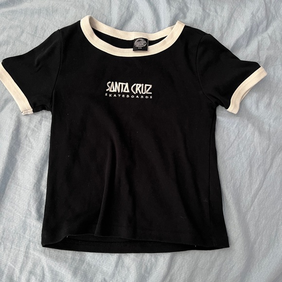 Urban outfitters Skateboards Kids Tee in Black with White Trim - Picture 1 of 1